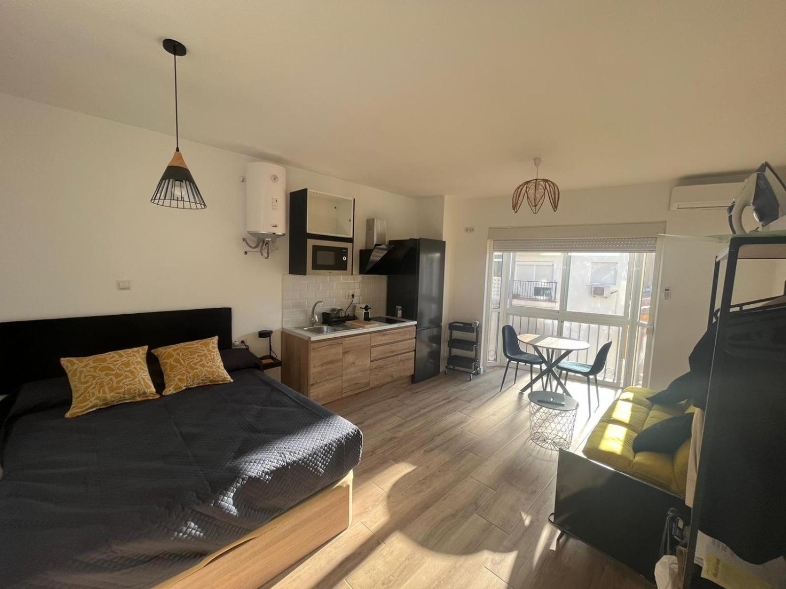 Apartamento Tu Nido En Málaga Exterior foto